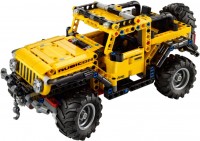 Купити конструктор Lego Jeep Wrangler 42122  за ціною від 3299 грн.