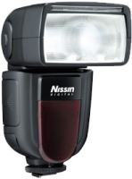 Купить фотоспалах Nissin Di700: цена от 11468 грн.