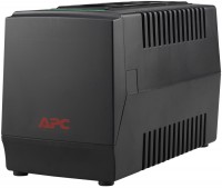 Купить стабилизатор напряжения APC Line-R LS1000-RS: цена от 1475 грн.